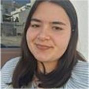 Estudiante del grado de química, dispuestas a dar clases principalmente de la rama de ciencias a alumnos de primaria y d