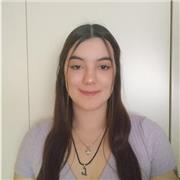 Profesora de apoyo escolar especializada en enseñanza a niños/as de forma online o presencial