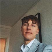 Mathe und Englisch und Geographie für alle Altersklassen.