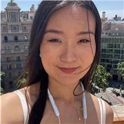 I am a patient and passionate individual. My lessons are aimed at adults for travelling or working purpose.