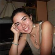 Laureata con varie esperienze in ambito scolastico, mi offro come insegnante di italiano, matematica e inglese