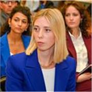 Offro ripetizioni di inglese, francese e spagnolo a persone di tutte le età, grandi e piccoli. Ho molta esperienza nel settore.  