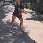 Instructora de zumba certificada ofrece clases de zumba a personas de todas las edades