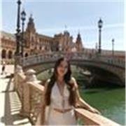 Soy una profesional muy interactiva que busca brindar apoyo a los niños y enseñar de forma interactiva y divertida.