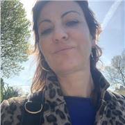 Ciao a tutti voi, e-learners, sono appena tornata da Londra, dopo 12 anni. Insegno con professionalita' e in modo easy