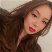 Drehbuchautorin bietet präzise Übersetzungen Deutsch-Türkisch für Dokumente