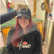 Ho 30 anni e sono diplomata al Liceo Socio Psico Pedagogico, mi offro per aiuto nei compiti di scuola (non materie scientifiche).