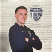 Personal trainer providing military style PT to maximise and reach goals