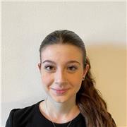 Ciao! mi chiamo Giulia, sono diplomata nel liceo delle scienze umane e offro ripetizioni e aiuto compiti