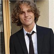 Cours particuliers Collège/Lycée. Julien,19 ans, mention très bien au baccalauréat.