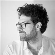 The art of holistic exploration and introspection (in English)