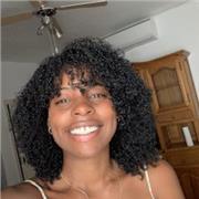 Soy una muchacha joven graduada de licenciatura en Química y me encuentro cursando una maestría pero con la mayor disposición de ayudar y enseñar. Las clases pudiesen ser para estudiantes ESO, bachillerato.