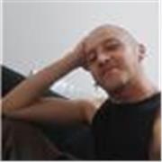 Estoy buscando una persona que no sepa manejar su cámara fotográfica profesional. Deseo enseñarte la técnica
