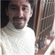 Dopo 3 anni di esperienza in Inghilterra ed avendo la mamma francese, mi propongo con passione a chiunque abbia voglia di imparare queste due lingue!