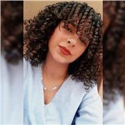 Je peux enseigner l’arabe pour des français par exemple car je suis trilingue, je parle français, anglais et arabe