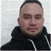 Docente titular con experiencia en apoyo a estudiantes en procesos de lectura y escritura