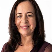 Diplomierte Anglistin und Neurolanguage Coach® bietet Online-Unterricht in Englisch für Erwachsene und Jugendliche an.