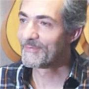 Profesor ofrece clases de guitarra flamenca y acompañamiento