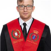 Una persona trabajadora, constante y con disponibilidad. Me gustaría dar clases a opositores de las Fuerzas y Cuerpos de Seguridad del Estado debido a que yo oposité en su día además de tener el grado en Derecho por lo que la parte de Ciencias Jurídicas d