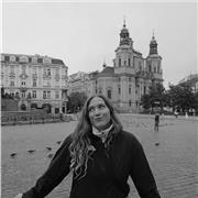 Deutsch Tutor, für alle Altersklassen.
Ich kann helfen, wenn es auch ein anderes Fach sein sollte.