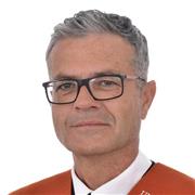 Profesor de Informática para dar clases de programación a todas las edades