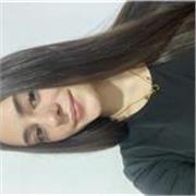 Me defino como paciente, organizada y cercana; quiero dar clases a estudiantes que necesiten apoyo, adaptándome a su ritmo.