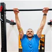 Personal Trainer impartisce lezioni di preparazione fisica, Circuit Training, Calisthenics, Allenamento Funzionale, Allenamento Tonificante, Nuoto