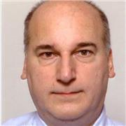 Développeur d'applications avec 20 ans d'expérience fait partager sa passion