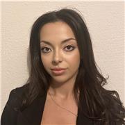 Jeune enseignante diplômée en anglais, spécialisée dans l'expression orale, propose des cours pour enfants et adolescents