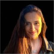 I am a dedicated English/Spanish teacher offering engaging lessons tailored to students of all levels :)