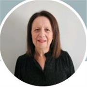 Professionnelle de la finance, forme à la comptabilité 