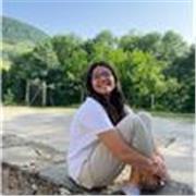 Soy estudiante de Trabajo Social apta para dar clases a niños de primaria y la ESO.