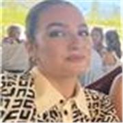 Profesora de primaria, en práctica, clases partículas Torrevieja.