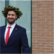 Laureato alla triennale di ingegneria meccanica, iscritto al corso di laurea magistrale