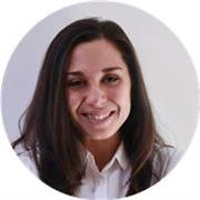 Graphic Designer, certificata ACA, impartisce lezioni di Grafica pubblicitaria, editoriale, modellazione 3D e fotografia