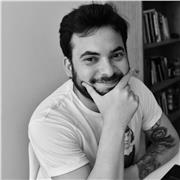 Soy un editor audiovisual detallista y metódico. Puedo dictar clases a alumnos básicos y avanzados.