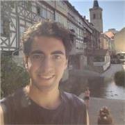 Perito chimico e studente di chimica offre lezioni di matematica, chimica e scienze per scuole elementari, medie e superiori.