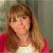 Multilingual tutor with 20+ years' experience offering online French, Spanish, and English lessons to adults and children.