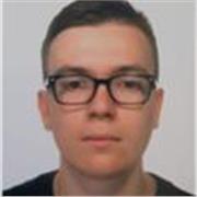 Studente universitario con certificazione inglese Cambridge C1