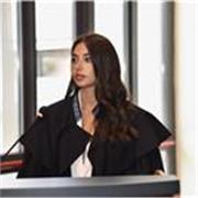 Laureata in Giurisprudenza, offro lezioni a studenti frequentanti istituti superiori