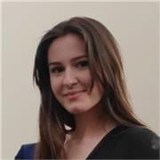 Profesora de primaria imparte clase particulares online para ayudar en el repaso y el estudio diario