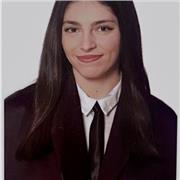 Soy universitaria de 19 años, responsable y con buen nivel de inglés. Ofrezco clases particulares para niños de primaria/eso