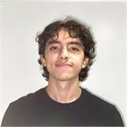 je suis compétent en anglais, informatique, math et physique