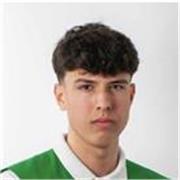 Profesor de fútbol para todas las edades con más de 15 años practicando futbol