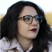 Insegnante di lezioni online di letteratura italiana