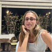 Studentessa universitaria, con 9 anni di esperienza, offre ripetizioni di matematica per studenti di ogni tipo di scuola