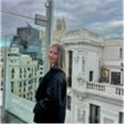 Profesora de origen Italiana disponible para clases de Italiano(nativa), Inglés, Español, Francés