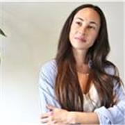 Maestra y coach titulada, con más de dos años de experiencia. Imparto clases online y presencial