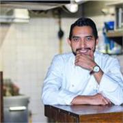 Licenciado en gastronomía imparte clases