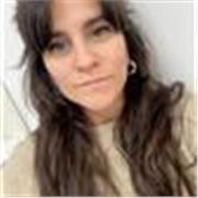 especializada en refuerzo académico en ESO, Bachillerato y preparación para EVAU.
 Actualmente imparto clases de Matemática, Quími